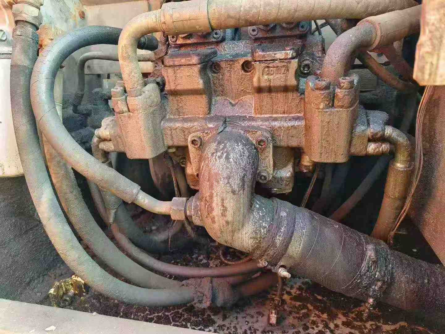 Used Hitachi ZX240 Excavator 2016 Model / 6