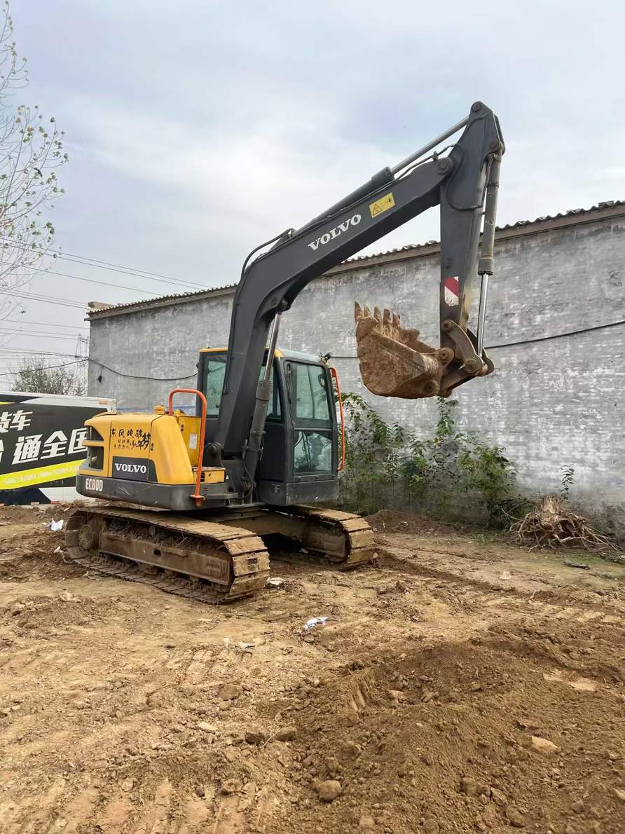 Used Volvo EC80D PRO Excavator 2016 Model / 3