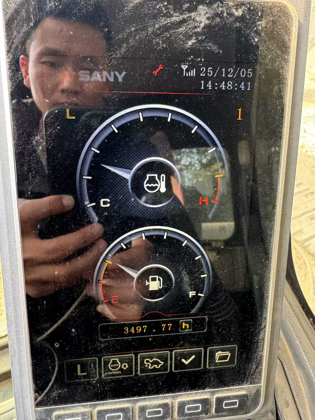Used Sany SY245H Excavator 2021 Model / 9