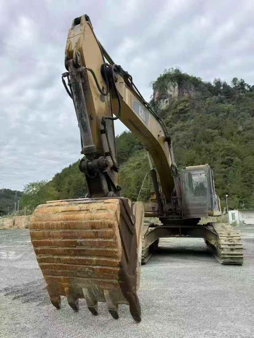 Buy Caterpillar 340DL Used Excavator / 4 Used Caterpillar 340DL Excavator 2018 Model / 4