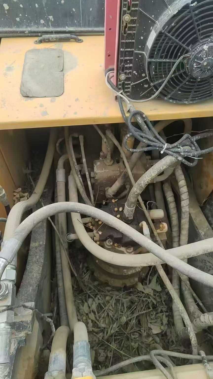 Buy Hyundai R215VS Used Excavator / 6 Used Hyundai R215VS Excavator 2017 Model / 6