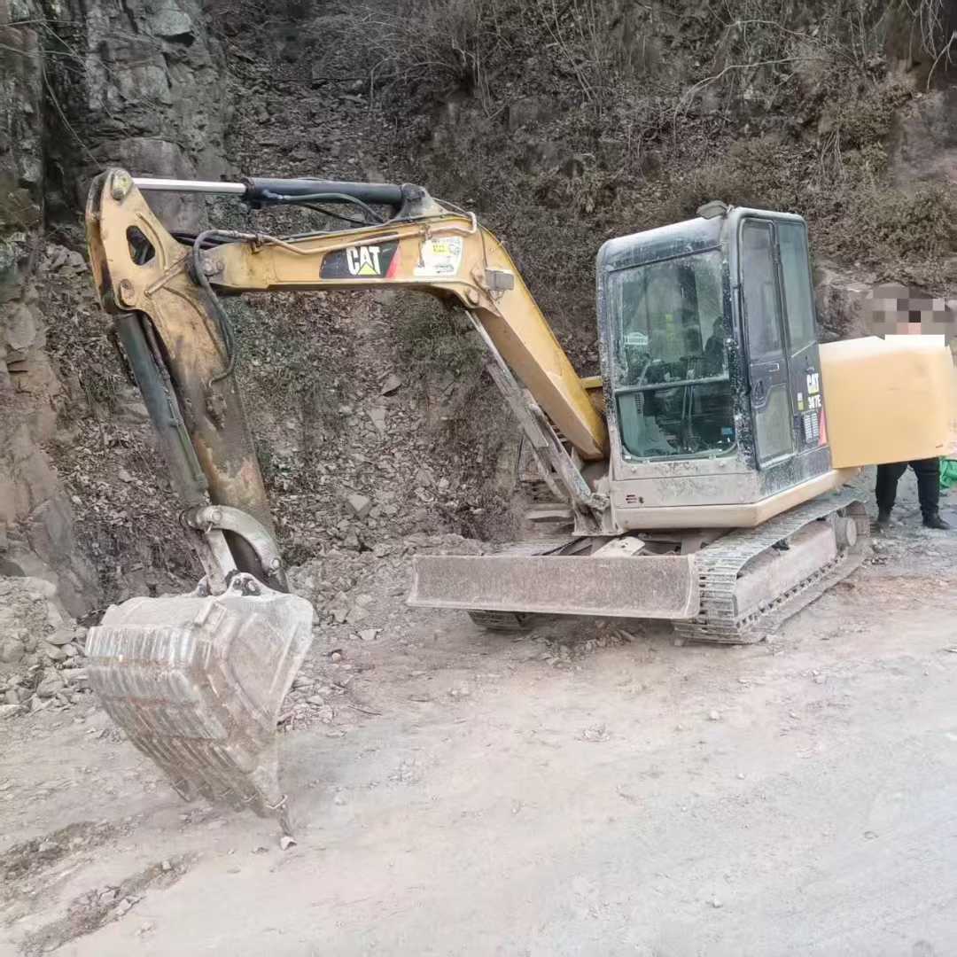 Buy Caterpillar 305.5 Used Excavator / 1