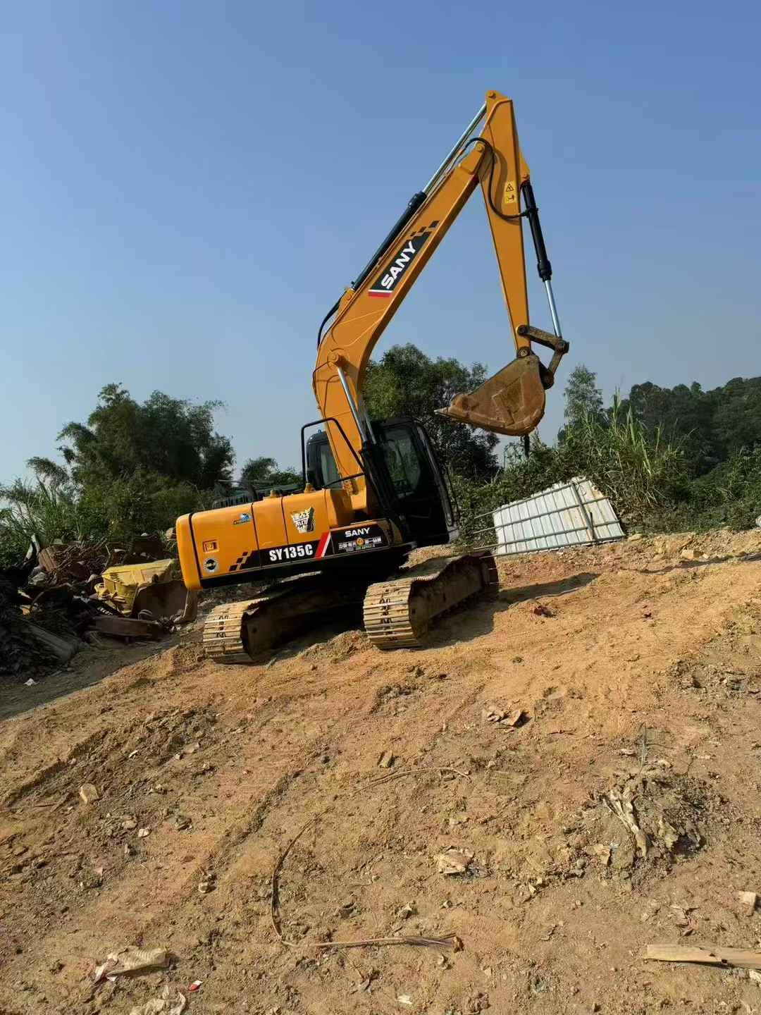 Used Sany SY135 Excavator 2016 Model / 4