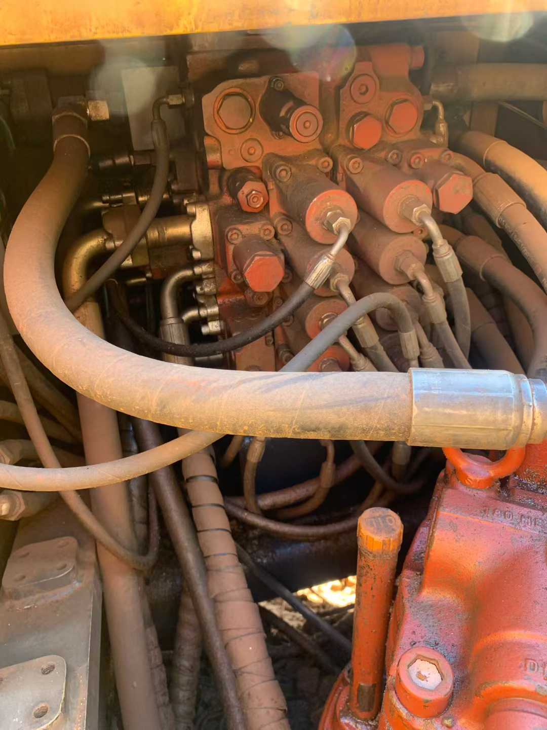 Used Caterpillar CT220-8 Excavator 2015 Model / 4