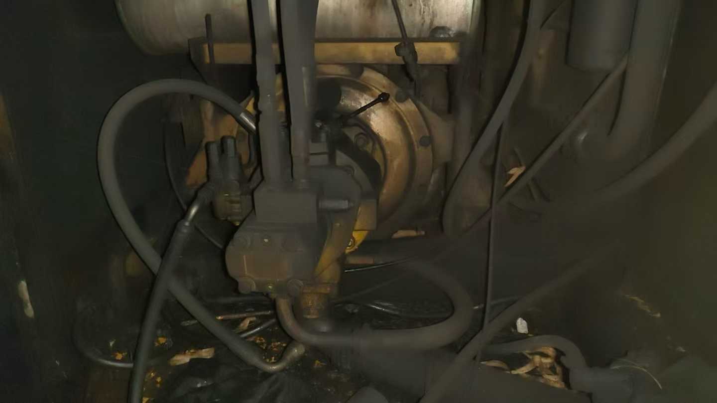 Used Kato HD50 Excavator 2016 Model / 3