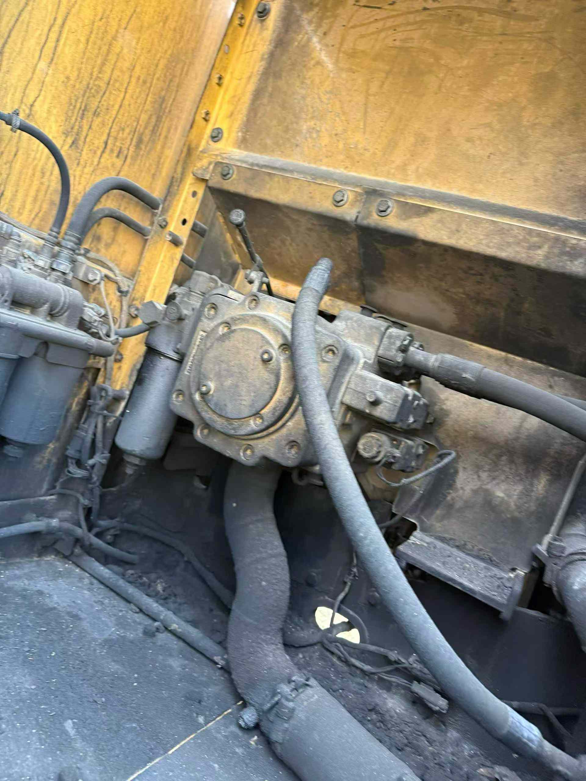 Used Caterpillar 320GC Excavator 2018 Model / 5