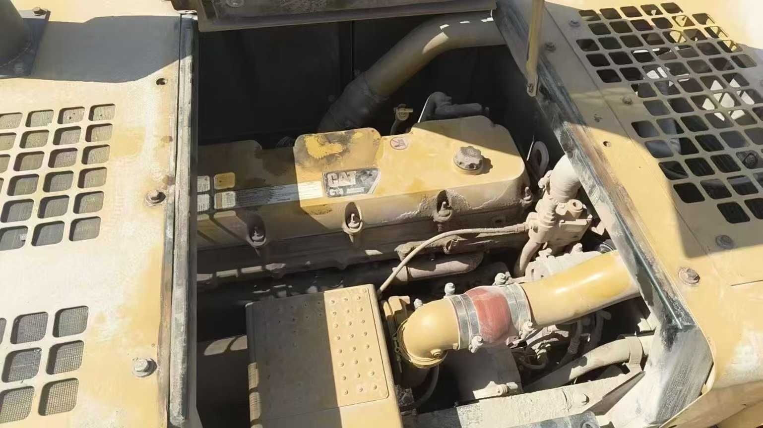 Used Caterpillar CT195 Excavator 2017 Model / 5