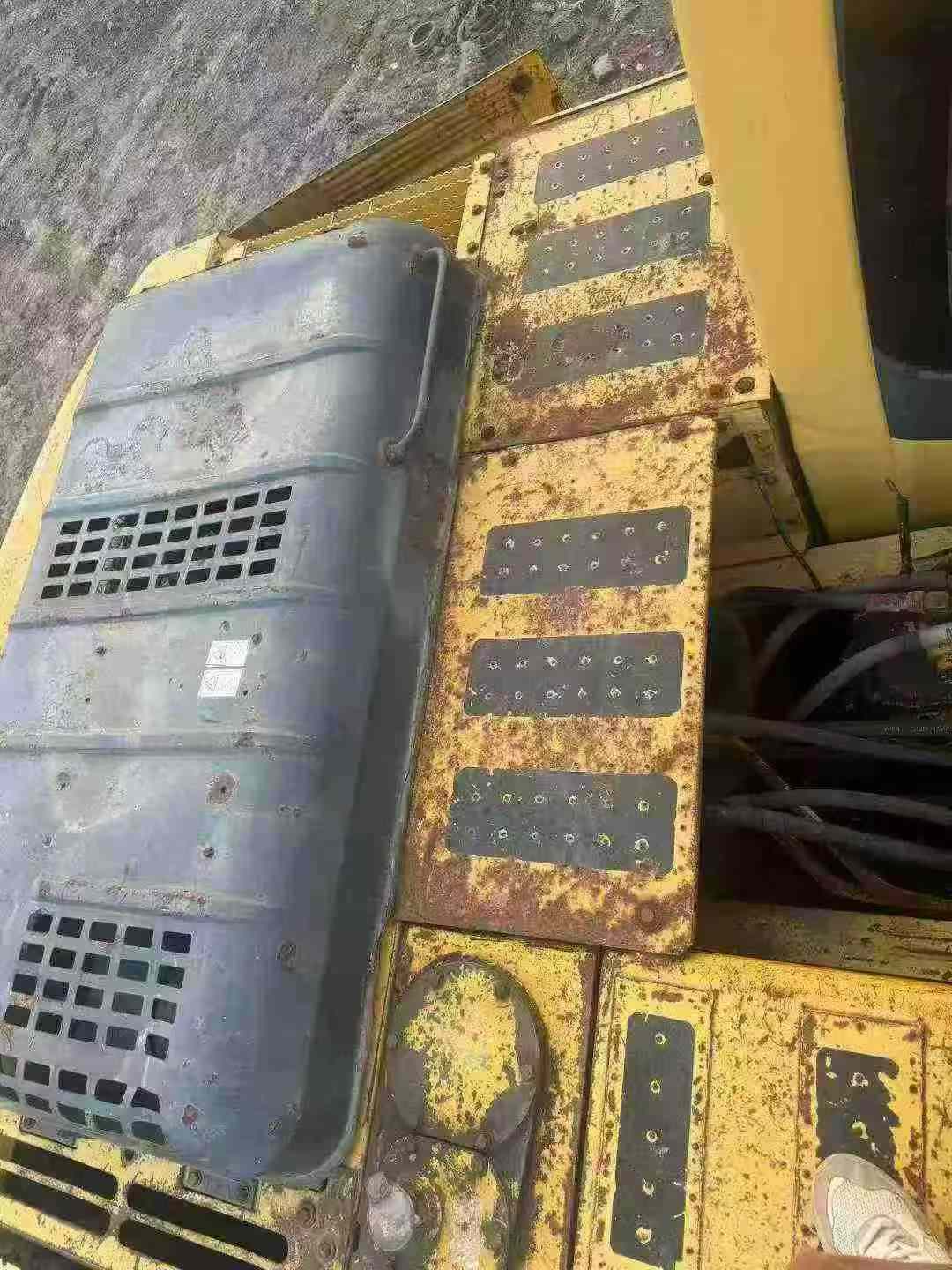 Used Komatsu PC240LC-8 Excavator 2016 Model / 3