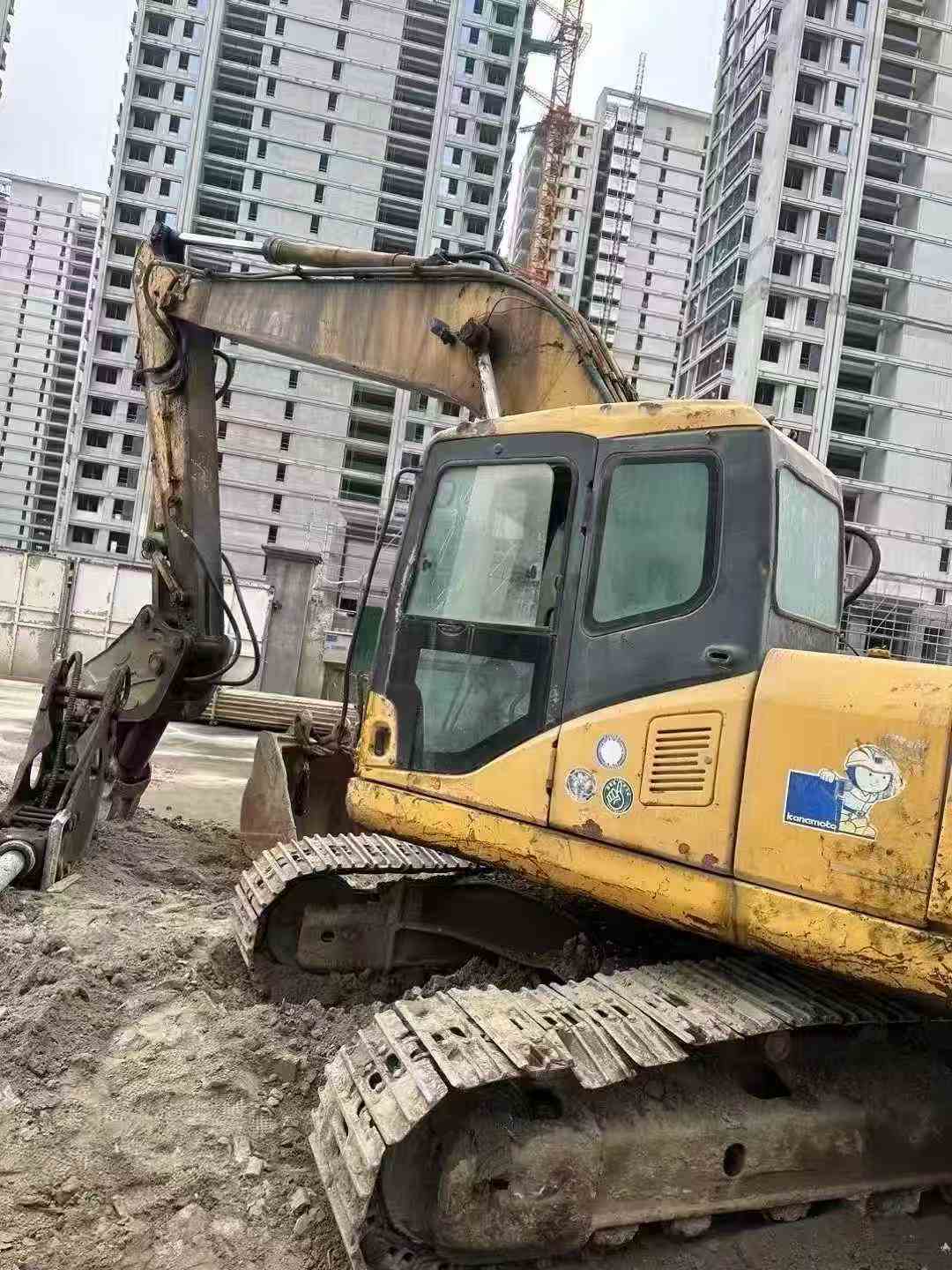 Used Komatsu PC200 Excavator 2016 Model / 2