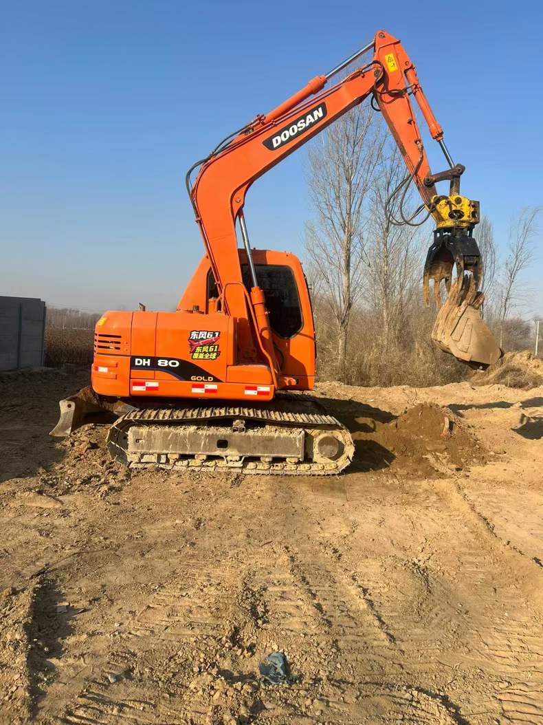 Buy Doosan DX80 Used Excavator / 3 Used Doosan DX80 Excavator 2016 Model / 3