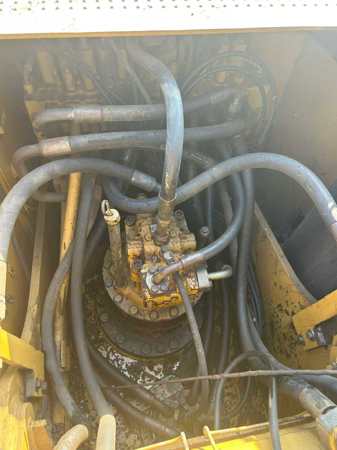 Used Caterpillar 320D Excavator 2016 Model / 7