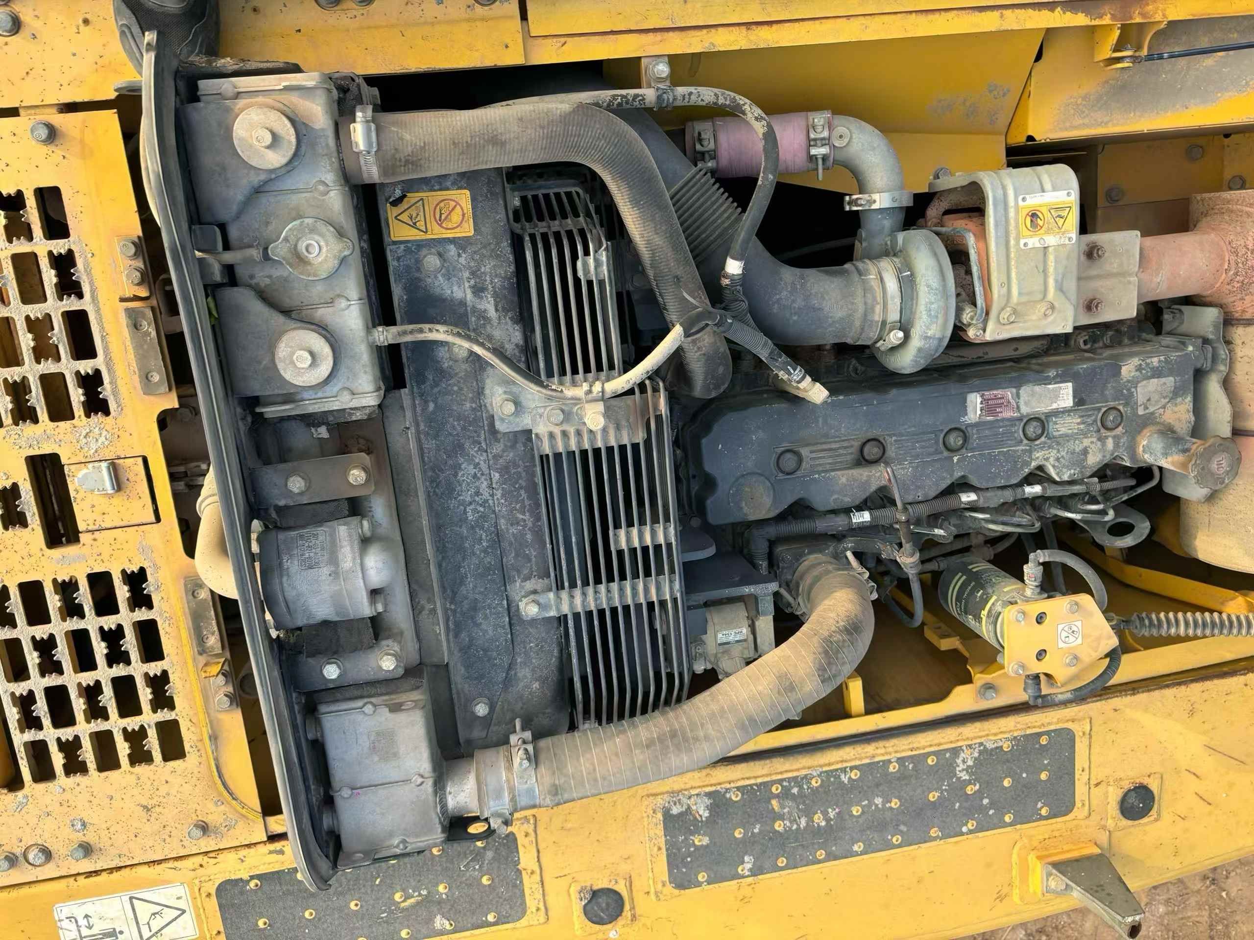 Used Komatsu PC210 Excavator 2016 Model / 2