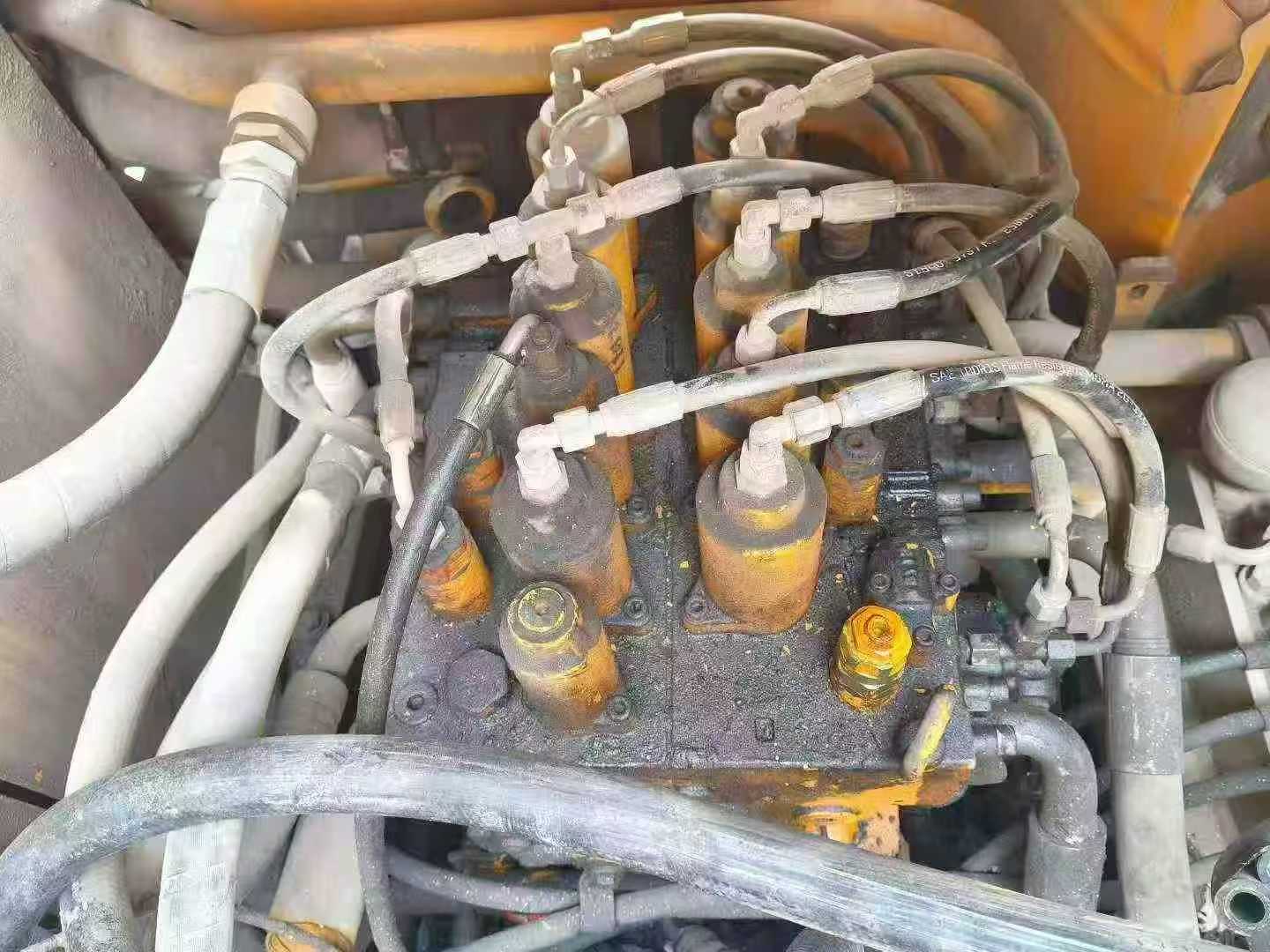 Used Sany SY235H Excavator 2014 Model / 6