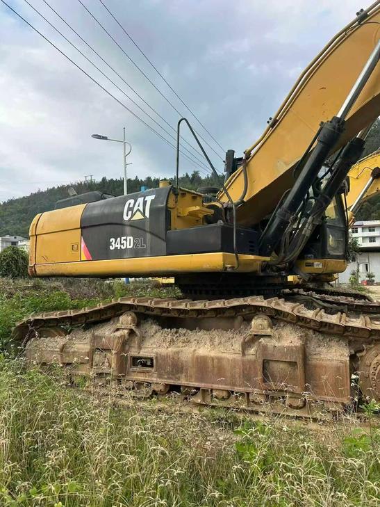 Buy Caterpillar 340DL Used Excavator / 1