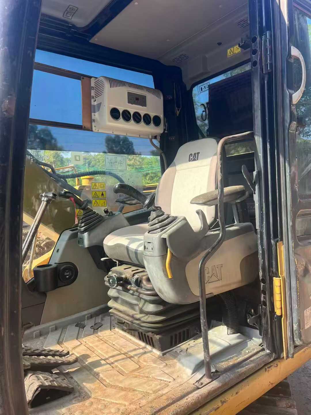 Used Caterpillar 307V2 Excavator 2016 Model / 3