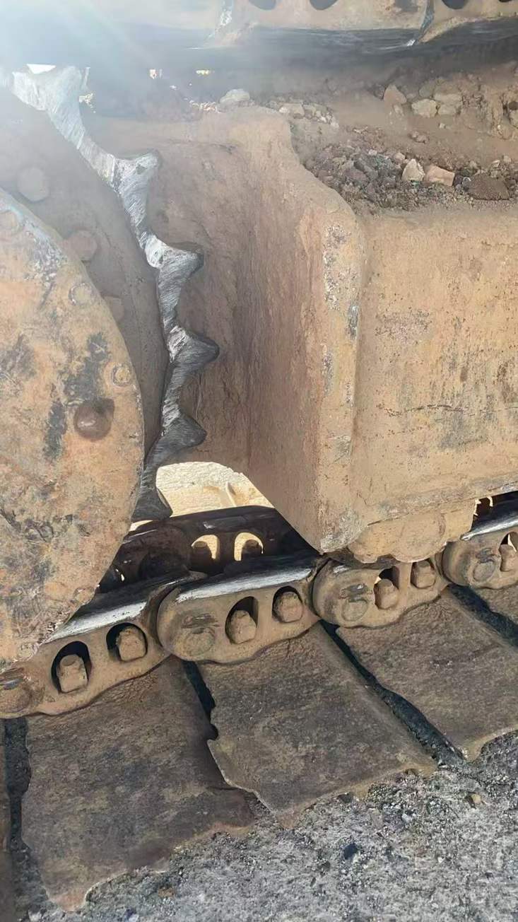 Buy Kobelco SK200 Used Excavator / 7 Used Kobelco SK200 Excavator 2016 Model / 7