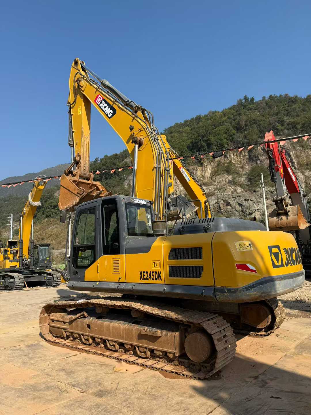 Buy XCMG XE3000 Used Excavator / 7 Used XCMG XE3000 Excavator 2019 Model / 7