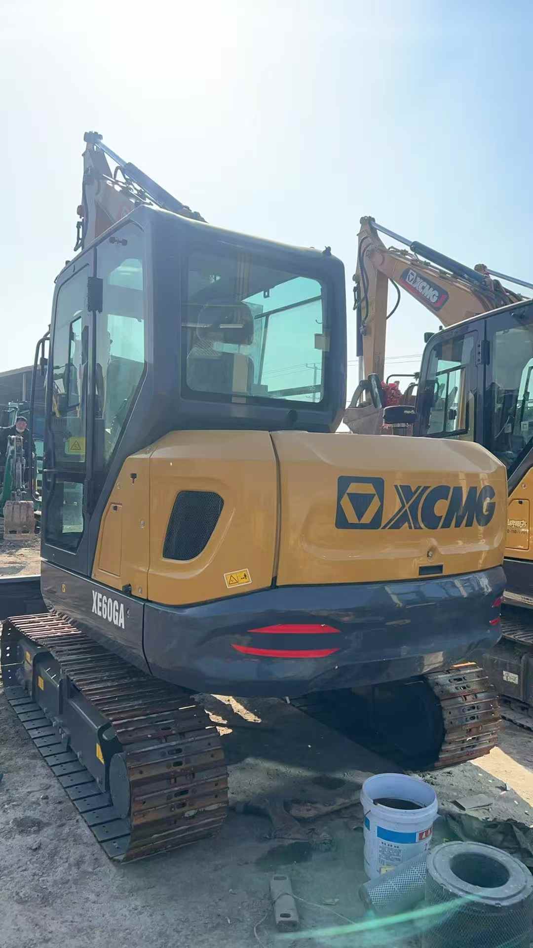 Buy XCMG XE60 Used Excavator / 1
