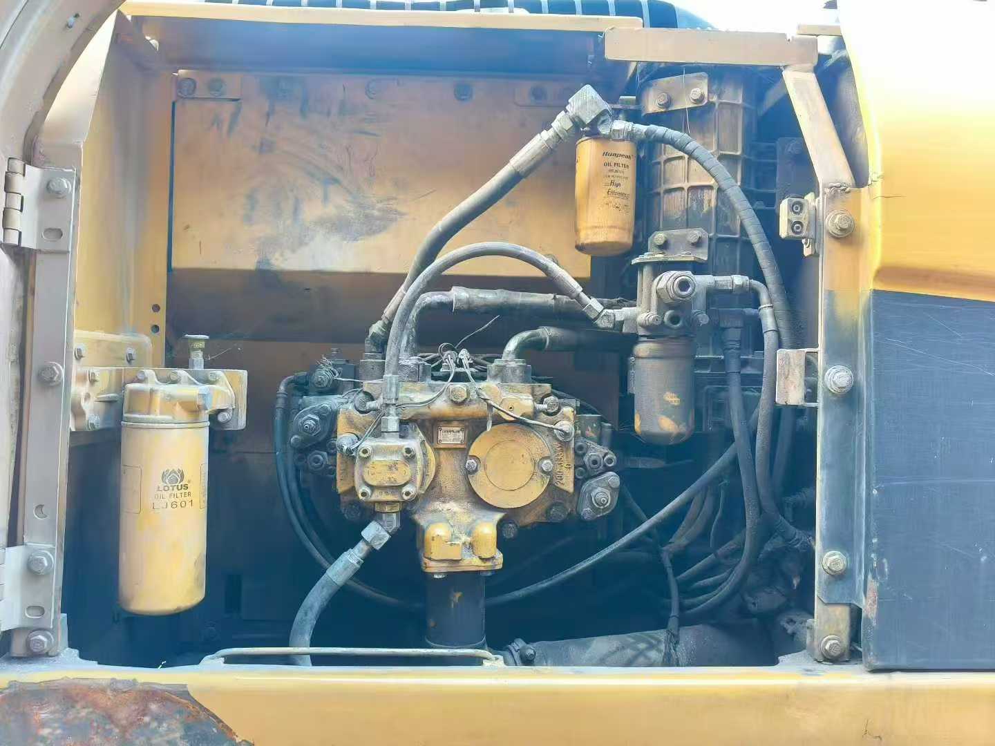 Used Caterpillar 320D Excavator 2016 Model / 6