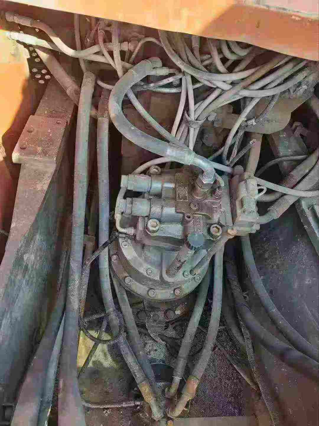 Buy Hitachi ZAXIS200 Used Excavator / 8 Used Hitachi ZAXIS200 Excavator 2016 Model / 8