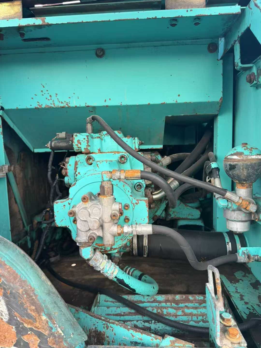 Used Kobelco SK200-5.5 Excavator 2016 Model / 4