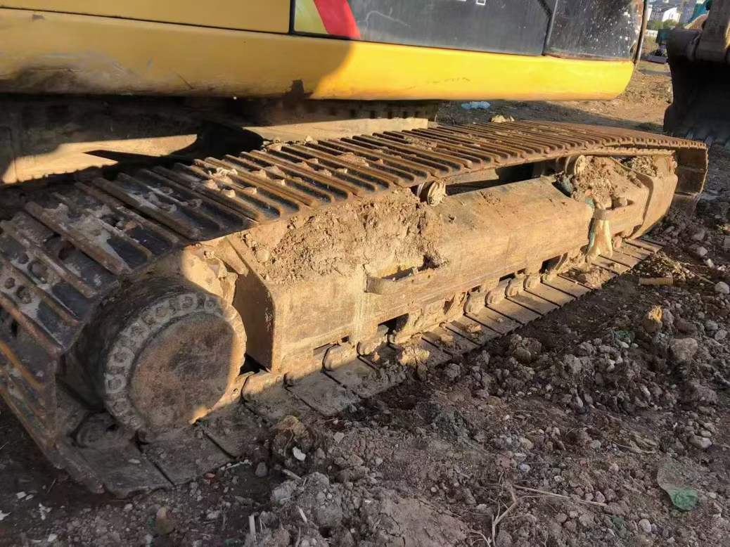 Buy Caterpillar 326DL Used Excavator / 8 Used Caterpillar 326DL Excavator 2016 Model / 8