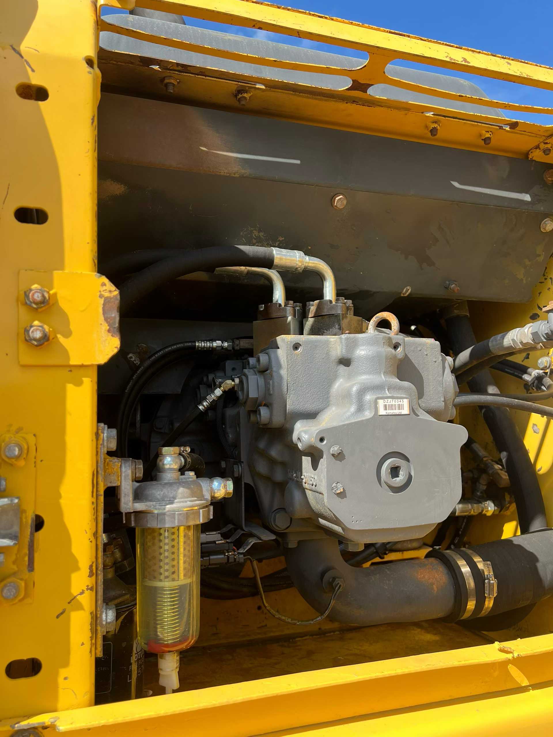 Used Komatsu PW200-7 Excavator 2016 Model / 6