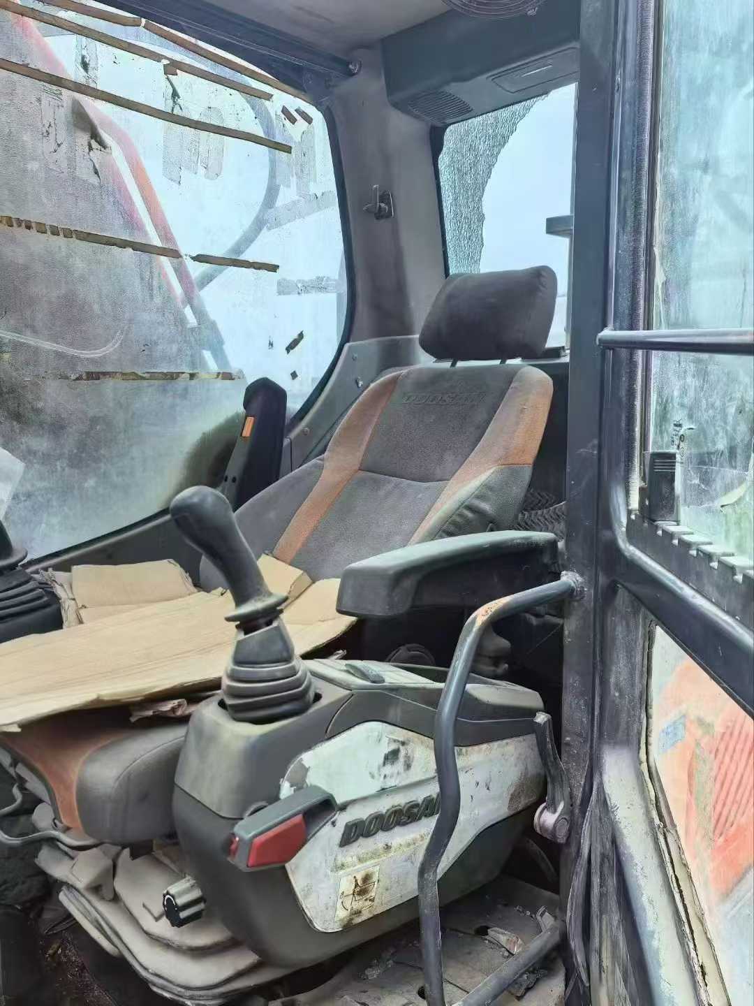 Buy Doosan DX80 Used Excavator / 9 Used Doosan DX80 Excavator 2017 Model / 9