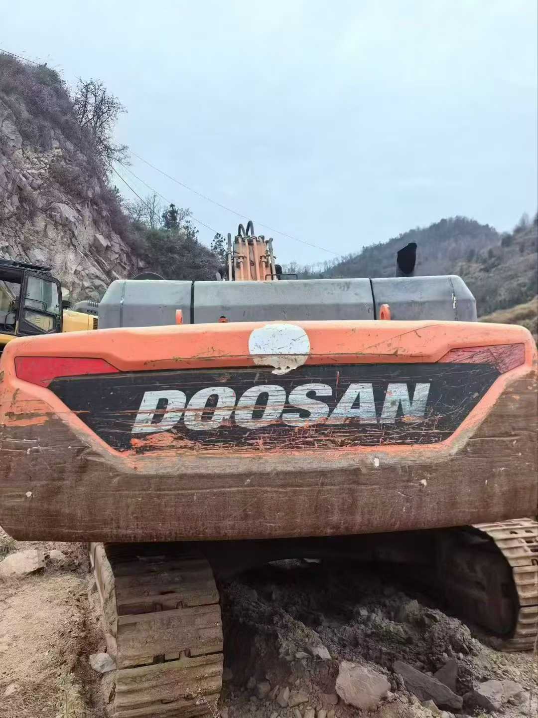 Buy Doosan DX80 Used Excavator / 2 Used Doosan DX80 Excavator 2017 Model / 2