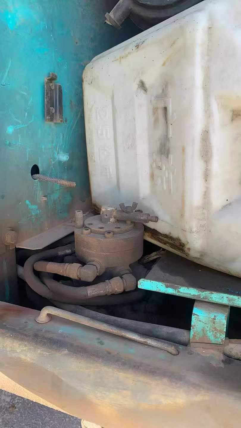 Buy Kobelco SK200 Used Excavator / 6 Used Kobelco SK200 Excavator 2016 Model / 6