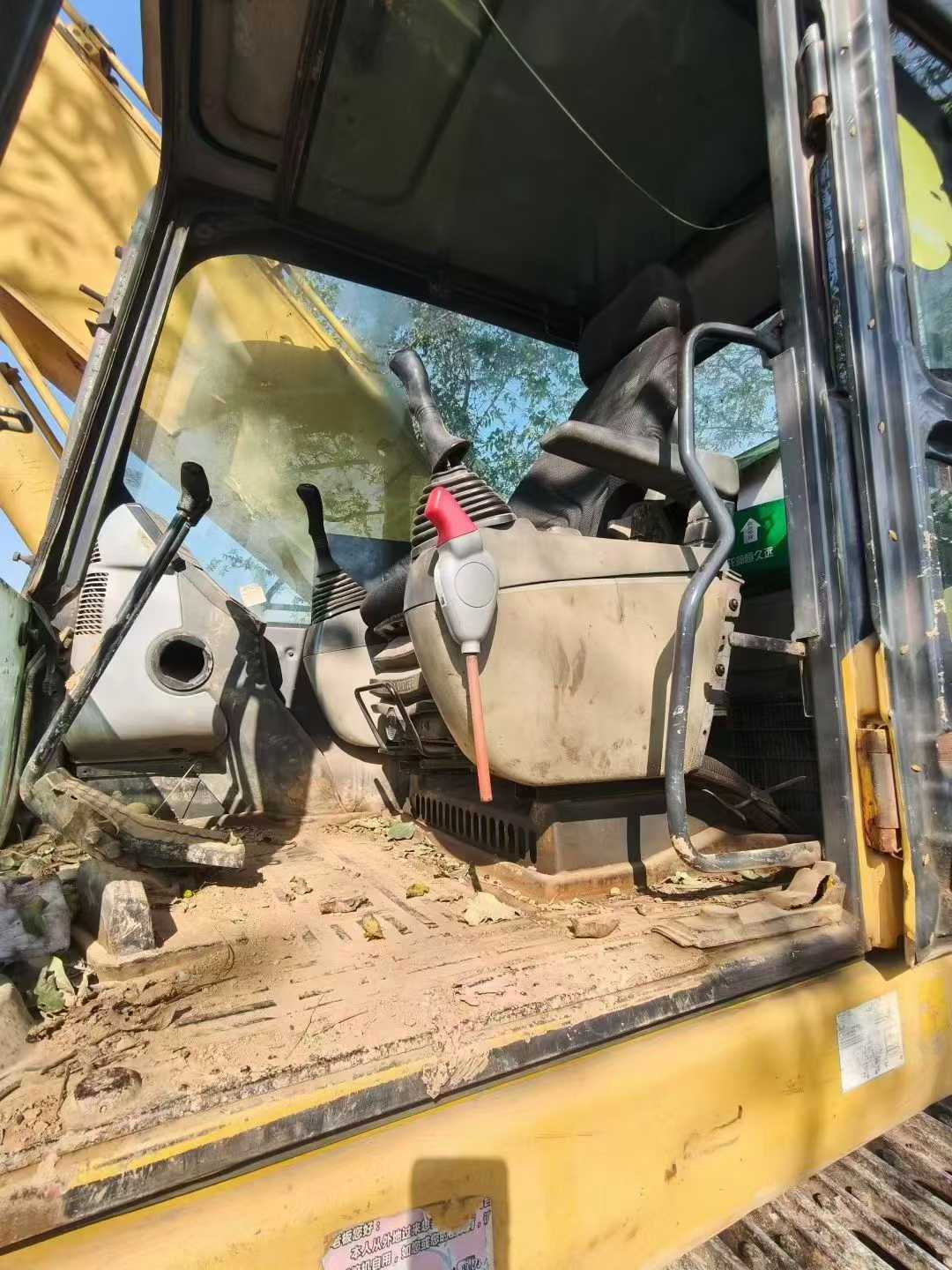 Used Komatsu PC220-8 Excavator 2016 Model / 5