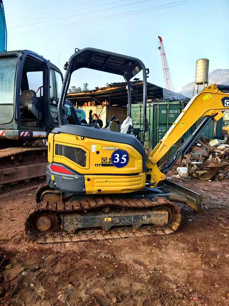 Buy XCMG XE26U Used Excavator / 2 Used XCMG XE26U Excavator 2022 Model / 2