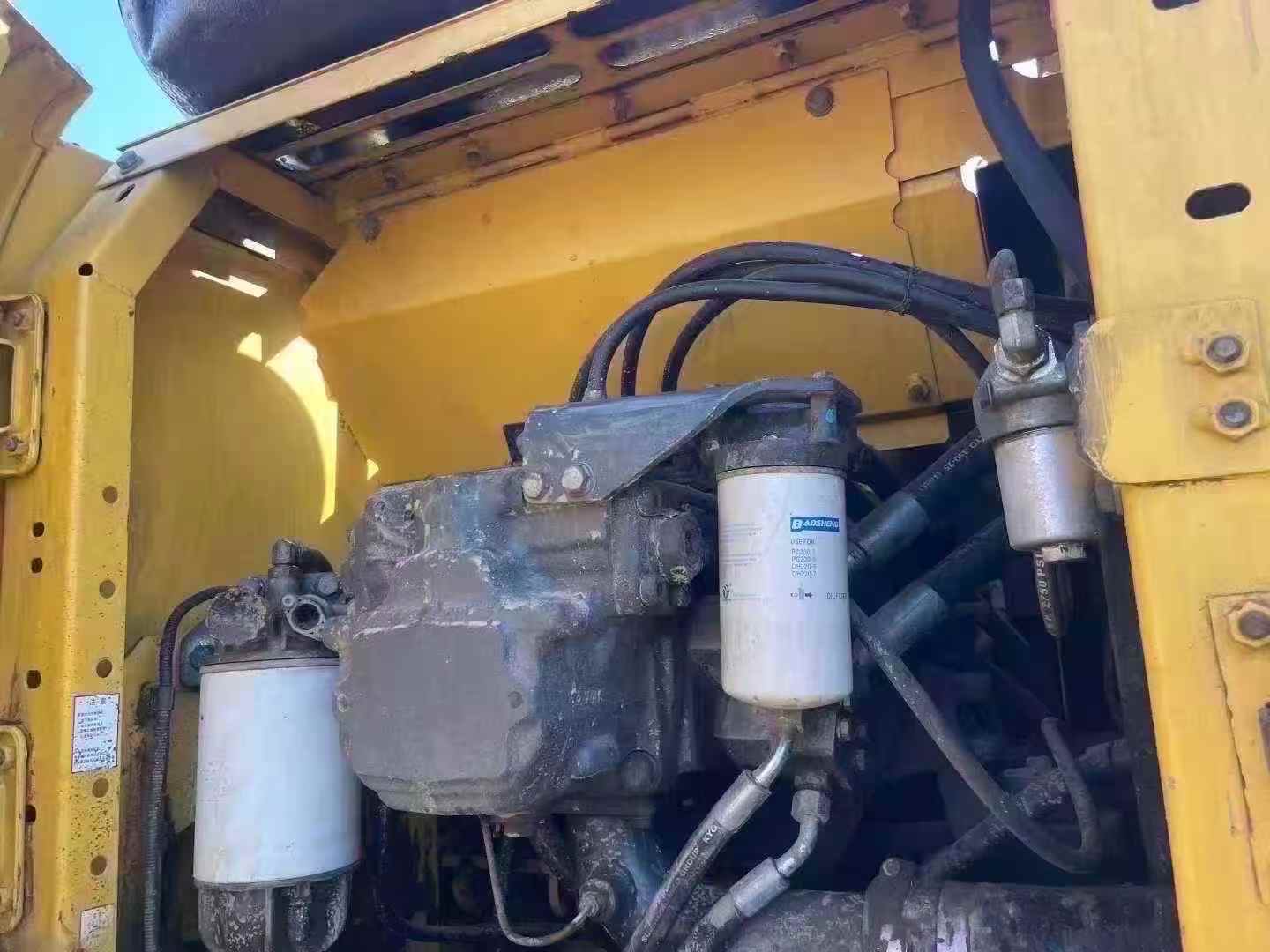 Buy Komatsu PC200 Used Excavator / 6 Used Komatsu PC200 Excavator 2014 Model / 6