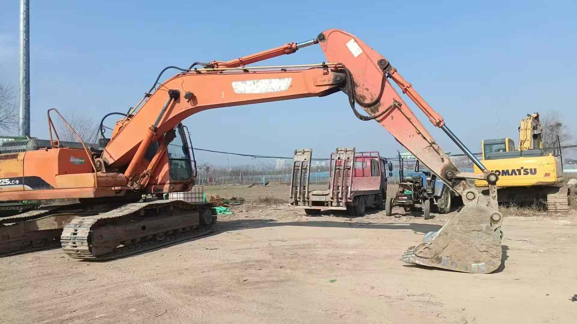 Buy Doosan S225 Used Excavator / 1