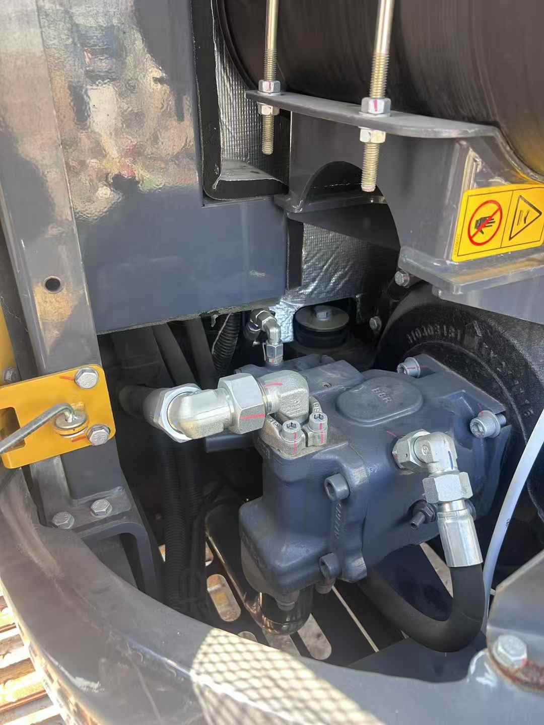 Buy XCMG XE60 Used Excavator / 6 Used XCMG XE60 Excavator 2023 Model / 6