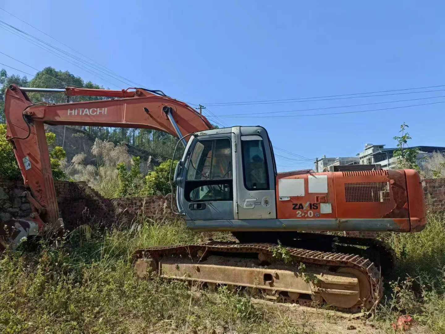Buy Hitachi ZX240-3 Used Excavator / 1