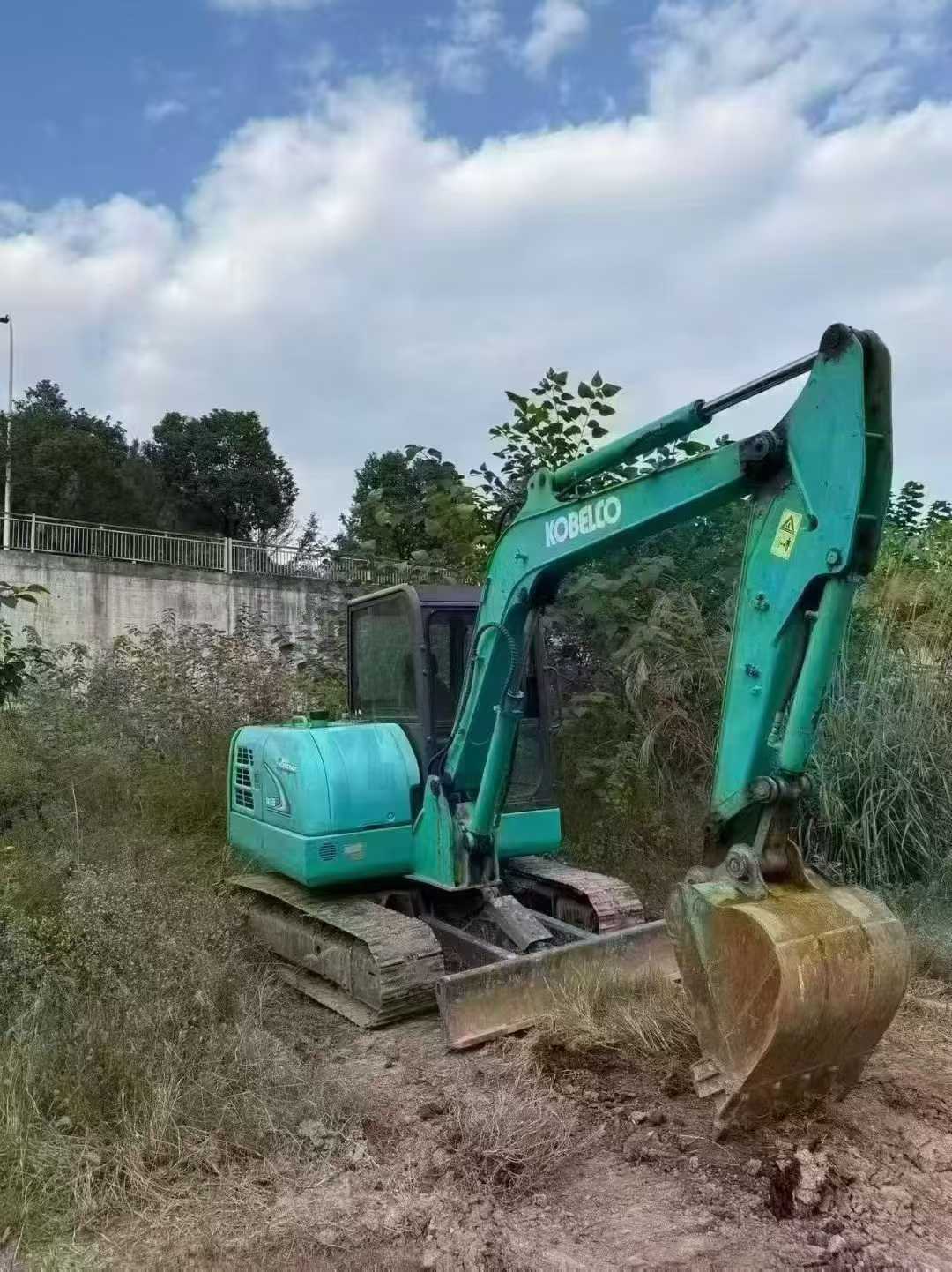 Buy Kobelco SK60 Used Excavator / 2 Used Kobelco SK60 Excavator 2019 Model / 2