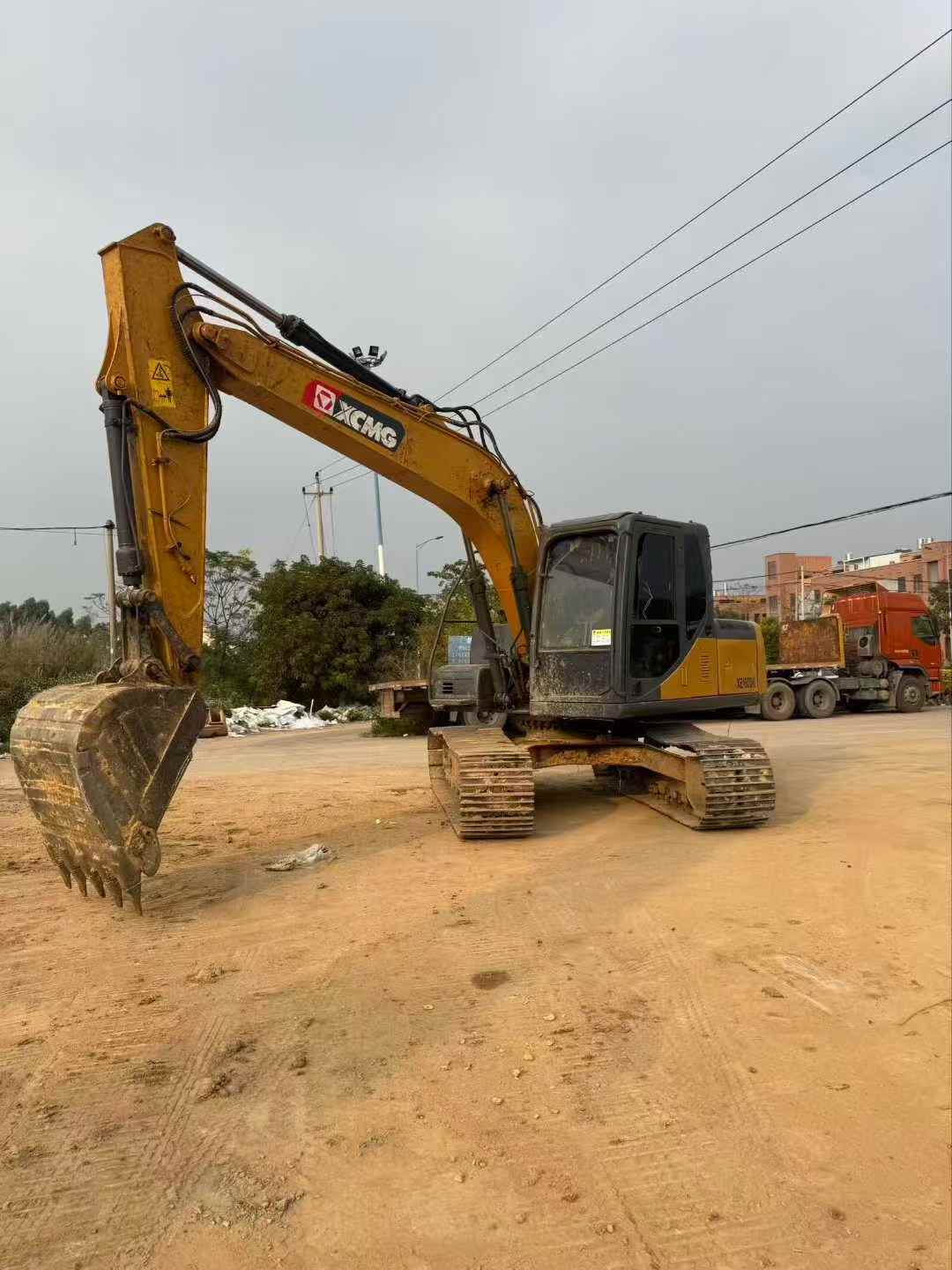 Used XCMG XE150 Excavator 2016 Model / 4