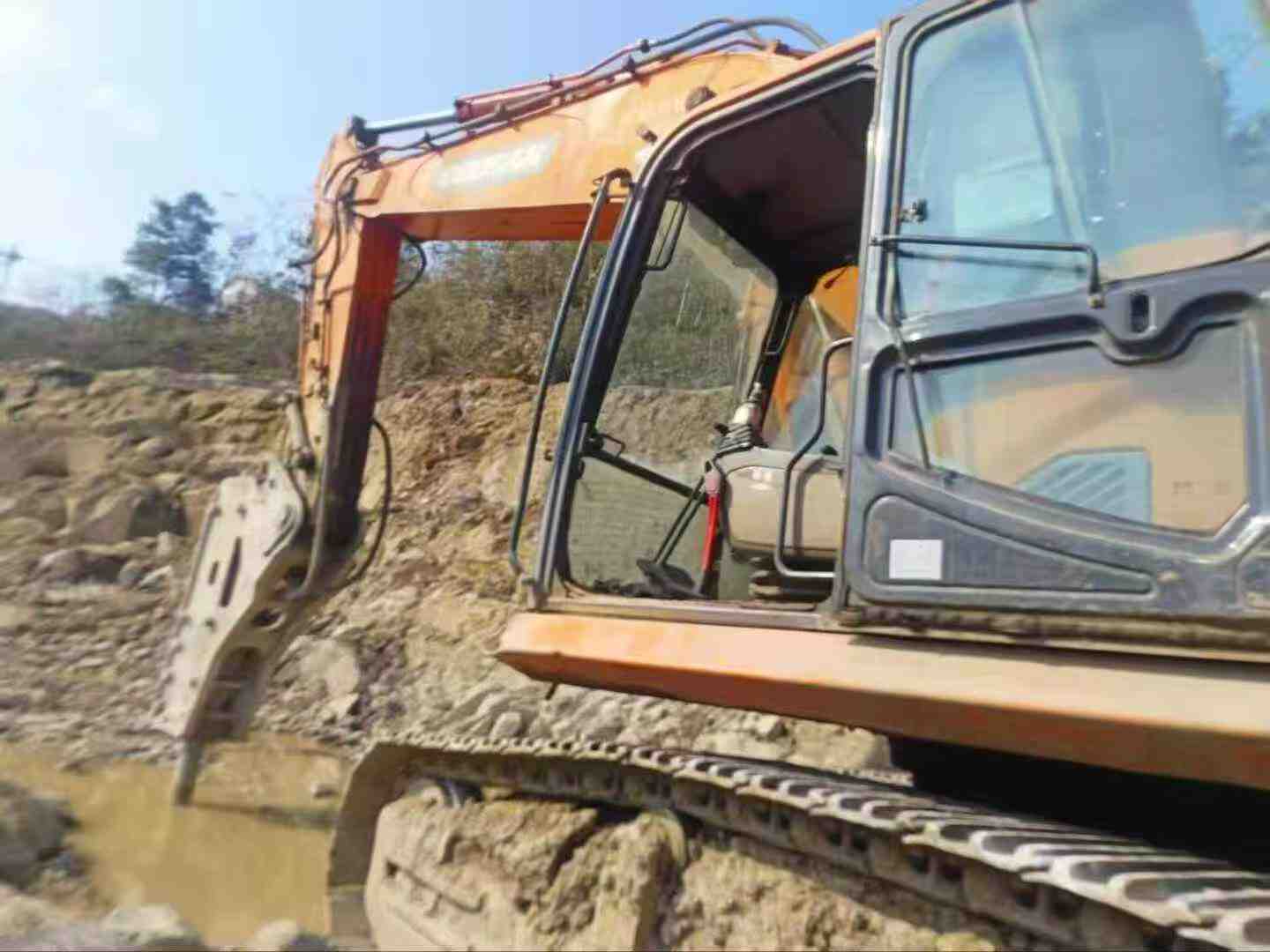 Used Doosan DX380 Excavator 2016 Model / 6