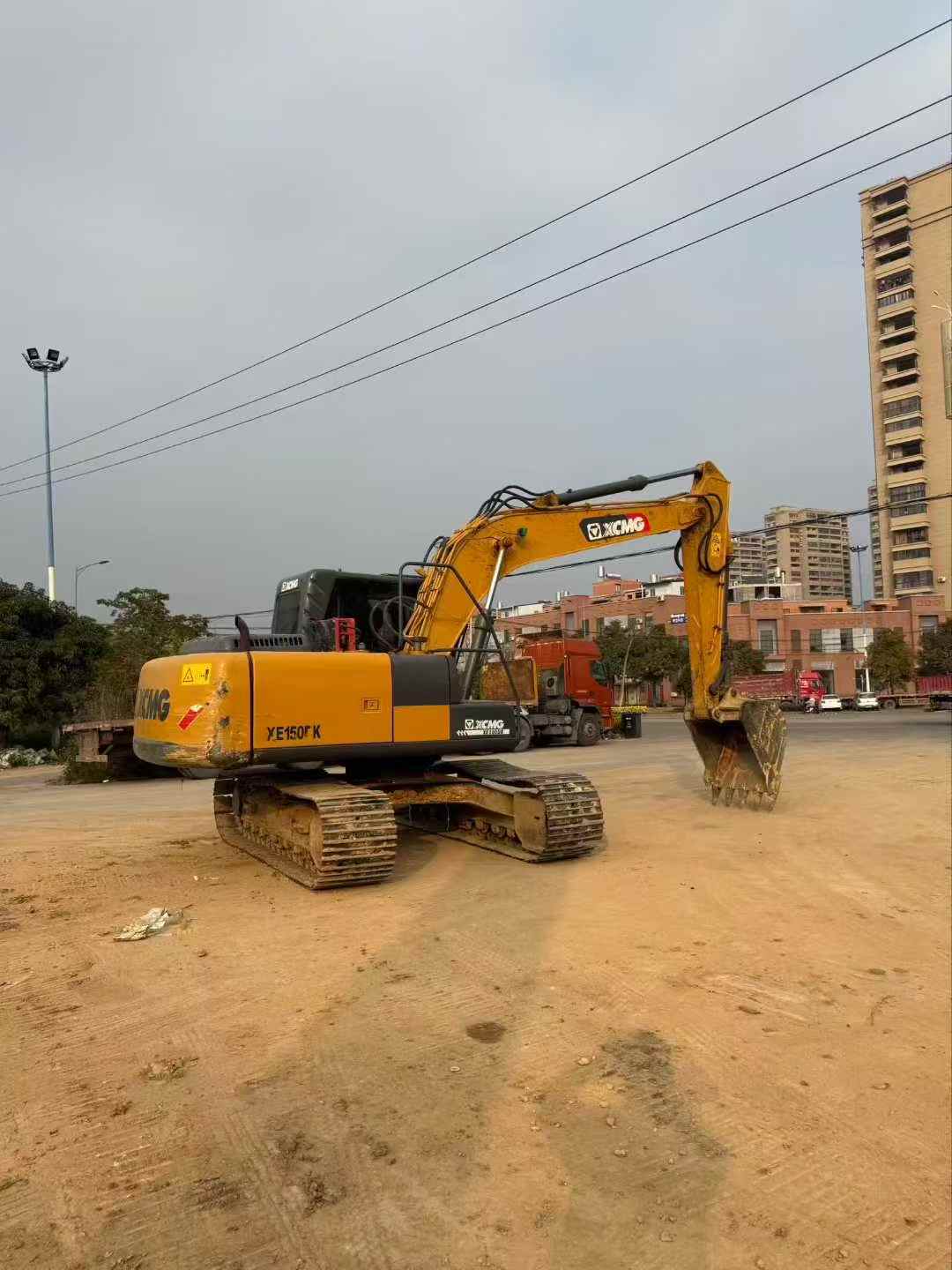 Buy XCMG XE150 Used Excavator / 1