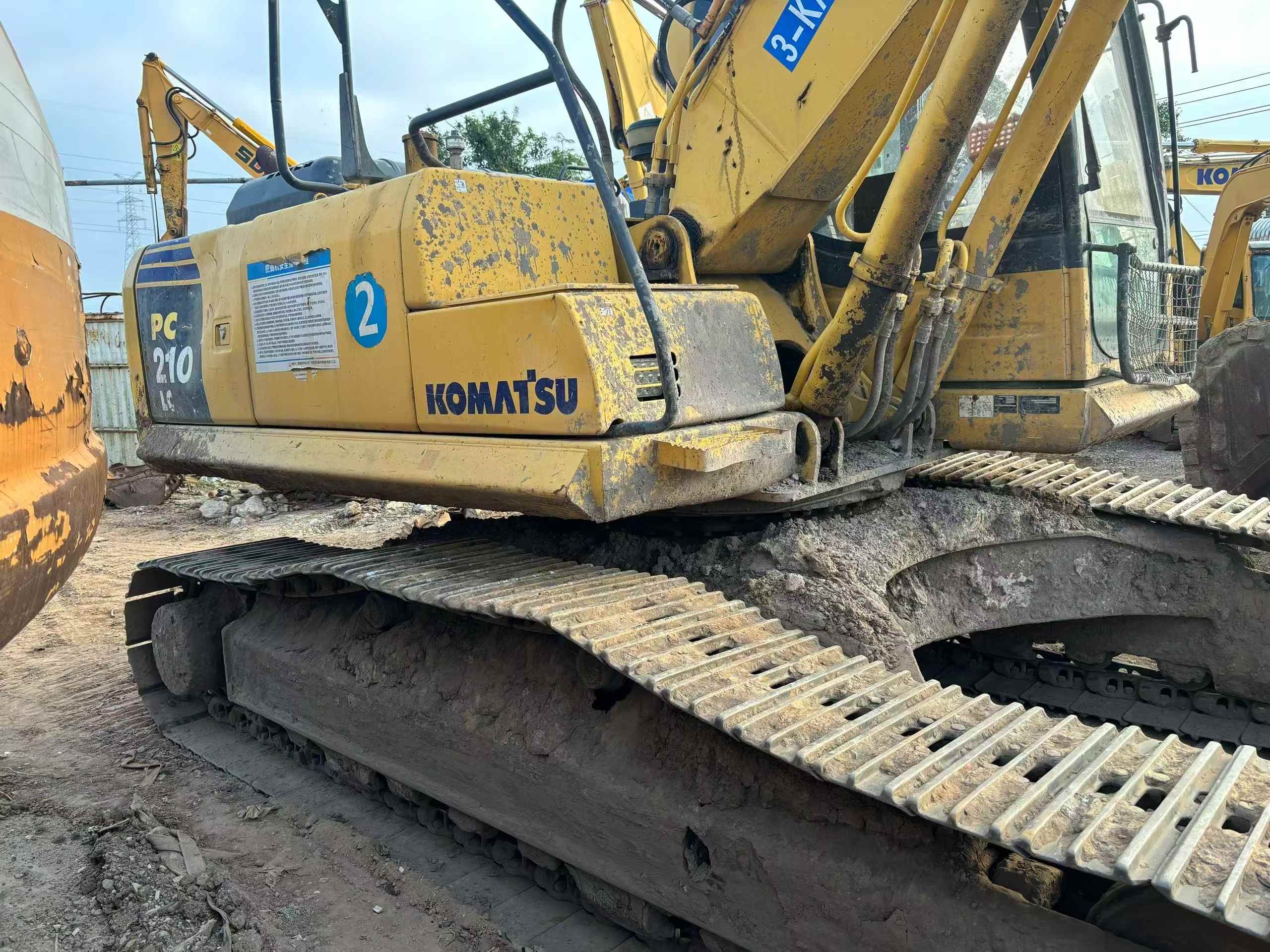 Used Komatsu PC210 Excavator 2016 Model / 6