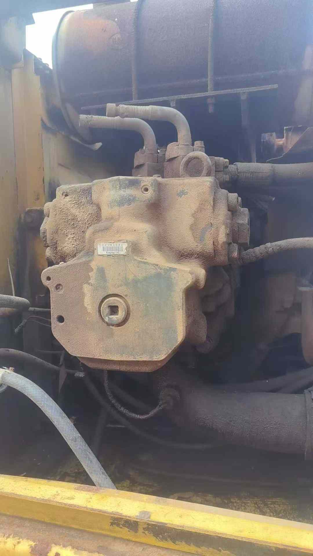 Used Komatsu PW200-7 Excavator 2016 Model / 8