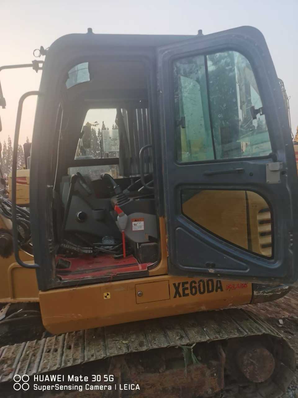 Used XCMG XE60 Excavator 2022 Model / 3