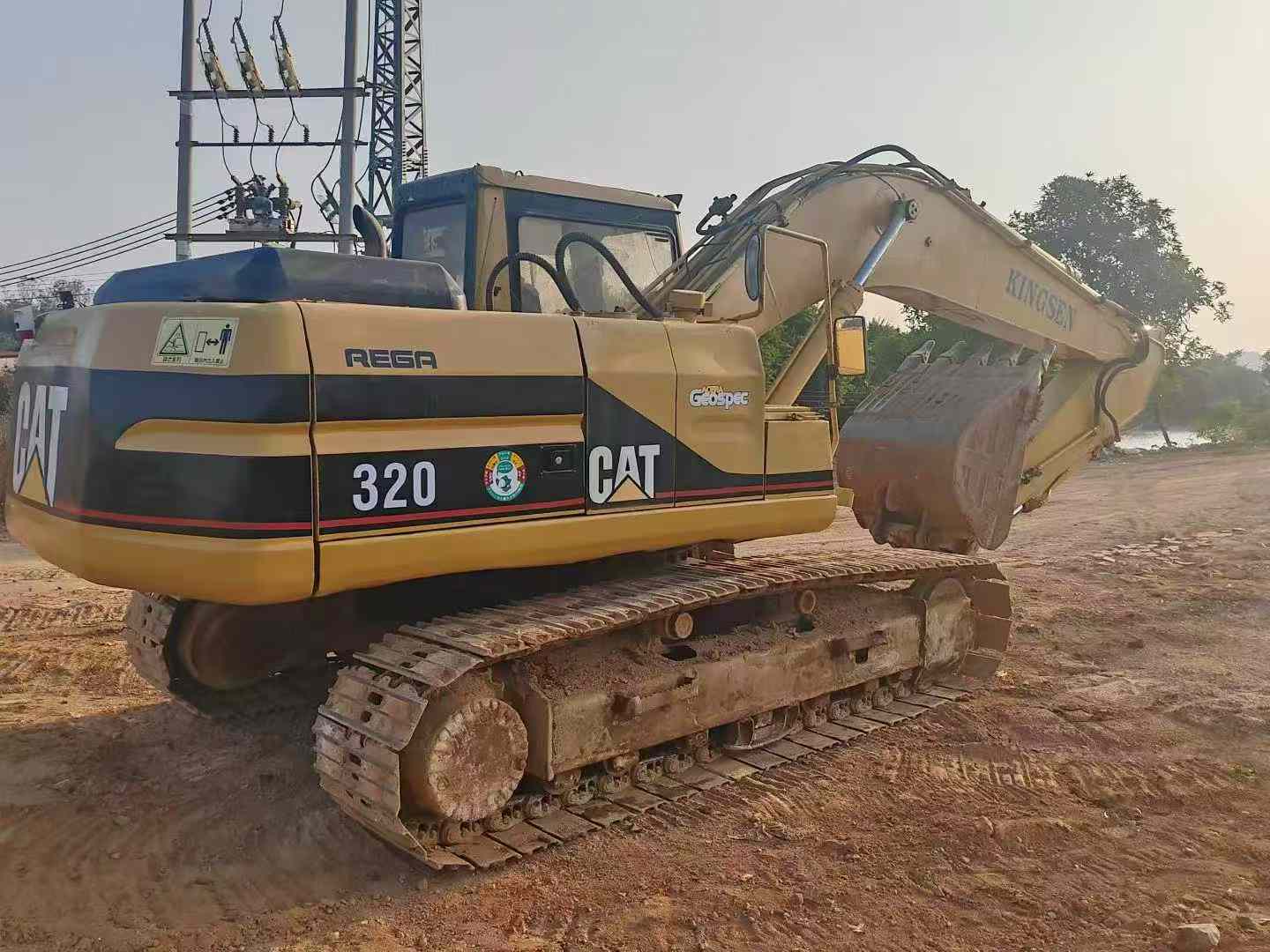 Buy Caterpillar 320V2 Used Excavator / 3 Used Caterpillar 320V2 Excavator 2016 Model / 3
