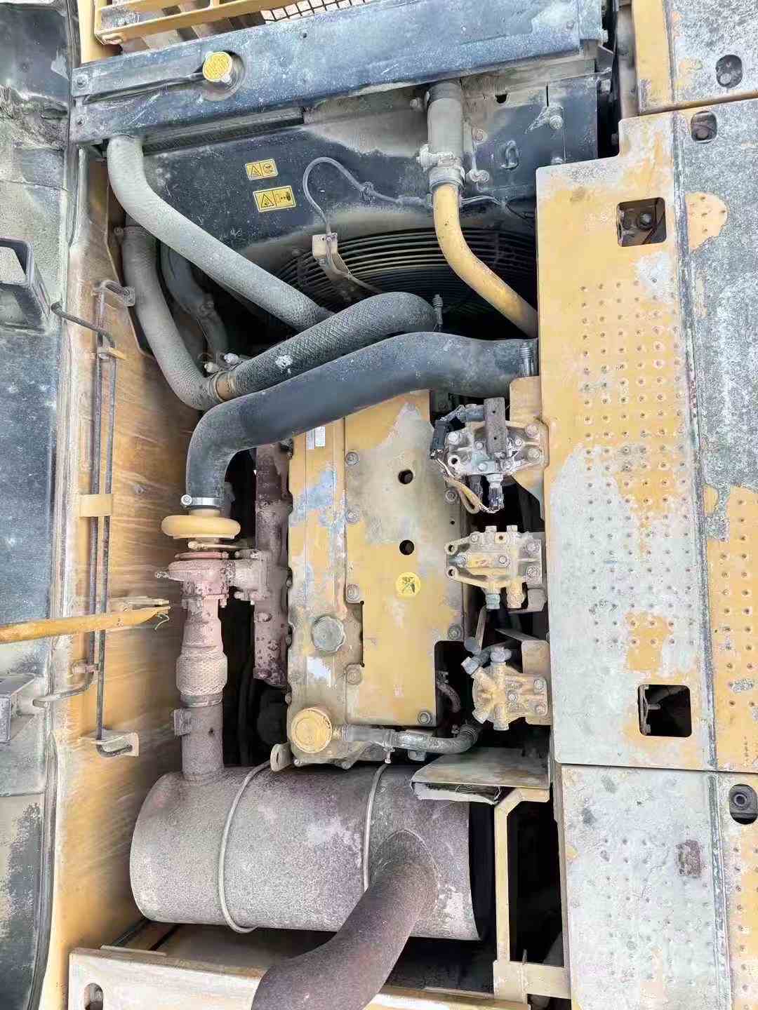 Used Caterpillar 320D Excavator 2016 Model / 9