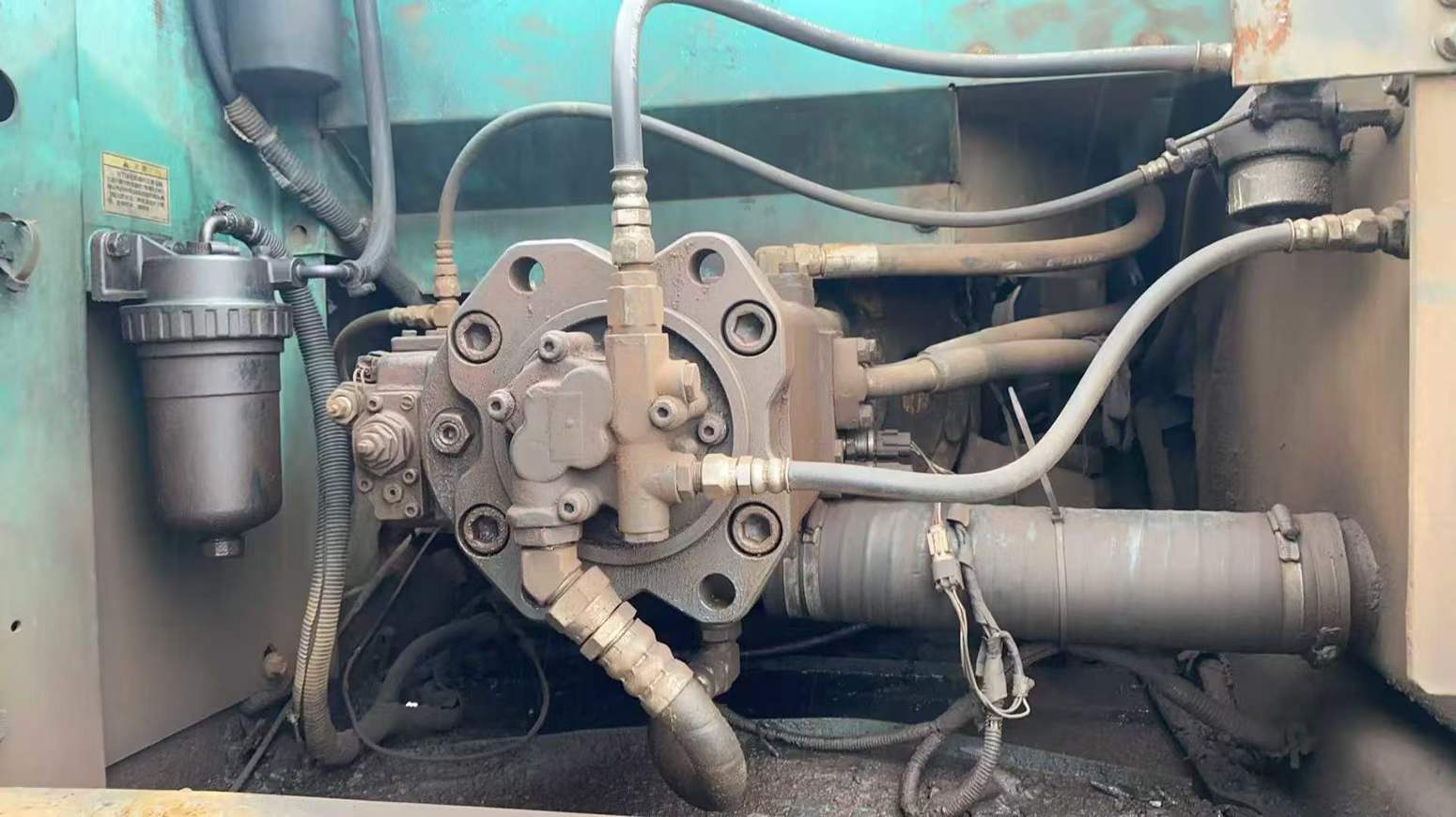 Buy Kobelco SK200 Used Excavator / 2 Used Kobelco SK200 Excavator 2016 Model / 2