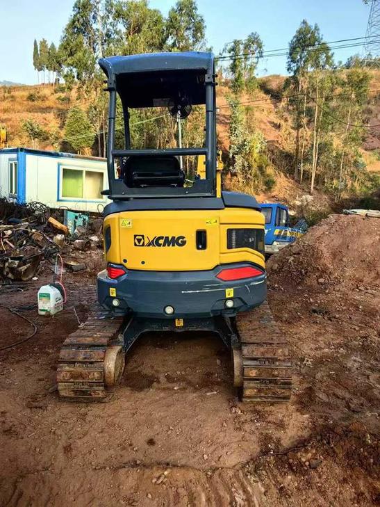 Buy XCMG XE26U Used Excavator / 1