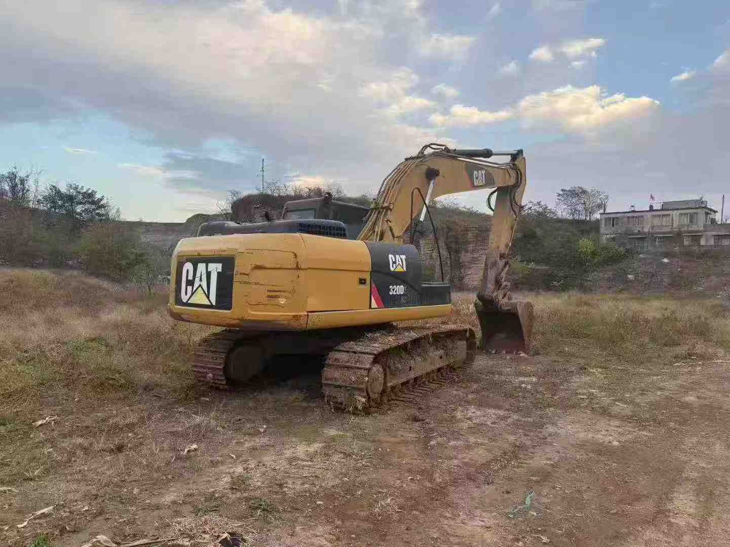Used Caterpillar CT20 Excavator 2016 Model / 3