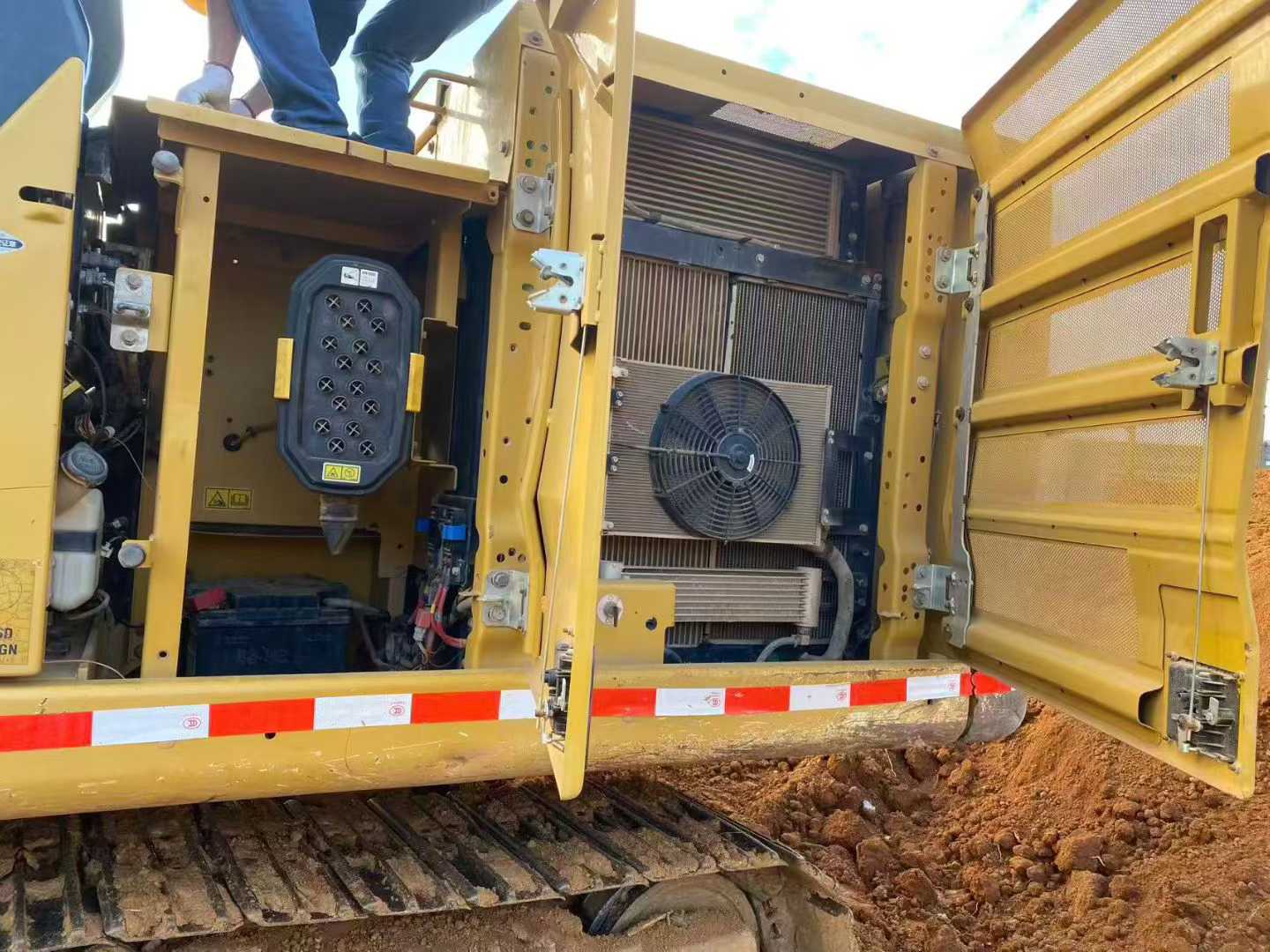 Buy Caterpillar 320GC Used Excavator / 8 Used Caterpillar 320GC Excavator 2019 Model / 8