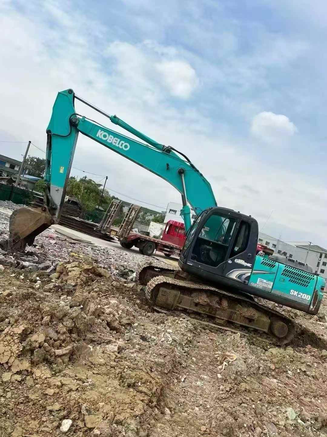 Buy Kobelco SK200-8 Used Excavator / 1